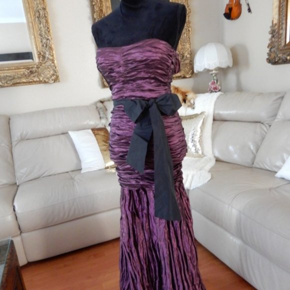 ITALIA PLUM BCBG MAXAZRIA TAFFETA STRAPLES DRESS 2 - Picture 14 of 14
